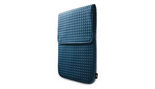 Coat Laptop 17” Design by Sam Hecht - blue Coat Laptop 17” Design by Sam Hecht - blue